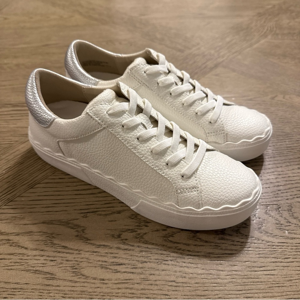 Woman's Sneakers Anne Klein Champion Sneaker 6